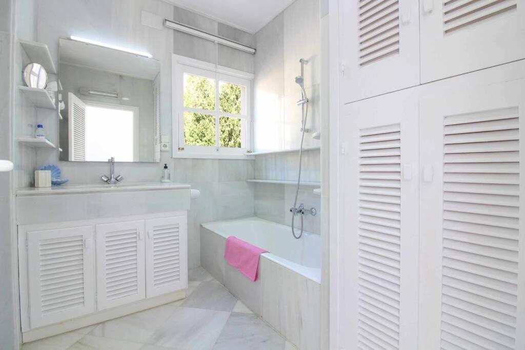 Apartamento Con Piscina - Anfiteatro 卡尔佩 外观 照片
